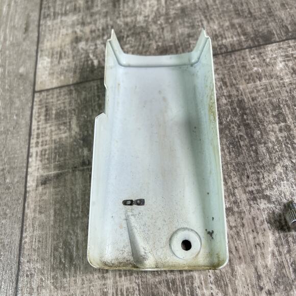 Singer Sewing Machine Zig Zag Model 478 Replacement Light Cover - Picture 3 of 3